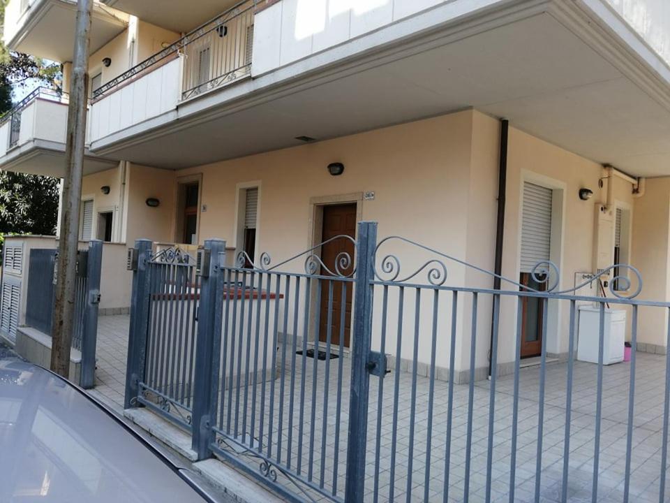 Appartamento Piano Terra San Benedetto del Tronto Exterior foto